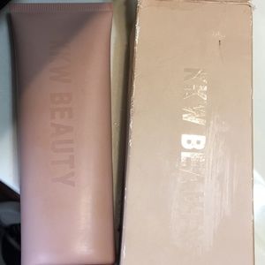 KKW Beauty,  Body and face foundation Light